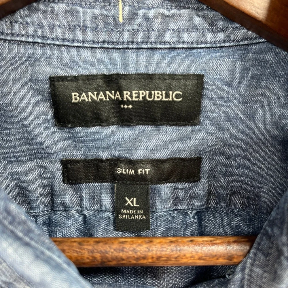 Banana Republic Button-Up Shirt Mens XL Blue Cotton Slim Preppy Denim Chambray